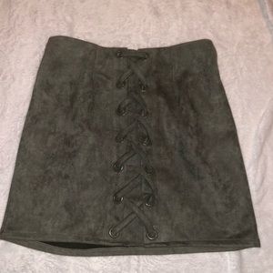 Velvet braided olive green skirt